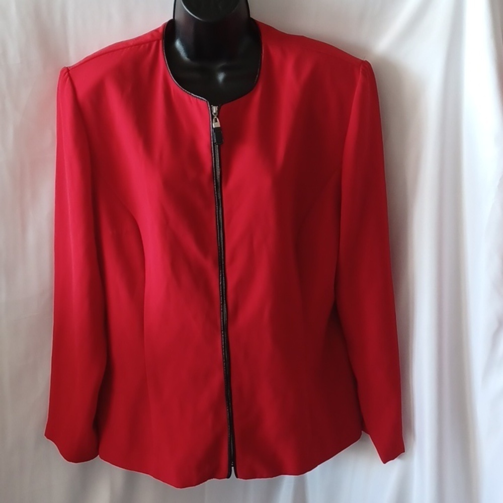 Virgo Red blazer, front zip, black trim